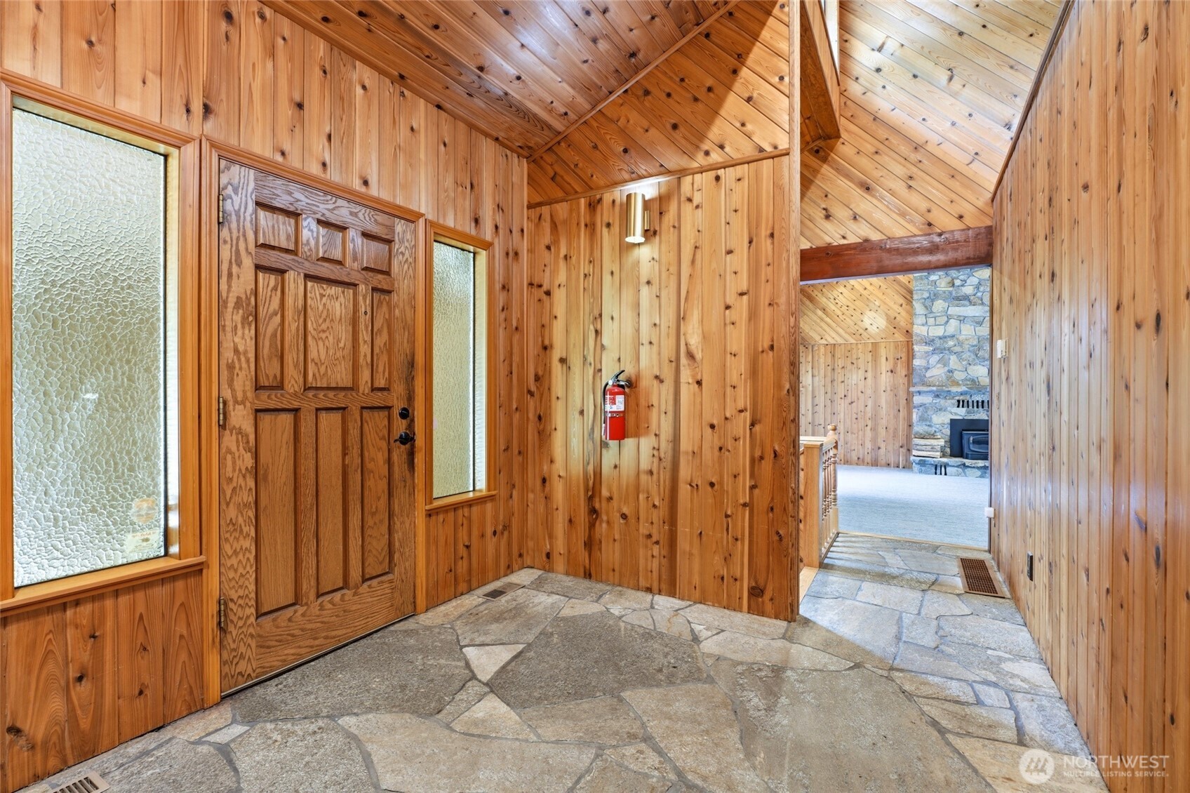 1736 State Route 101 Property Photo 6
