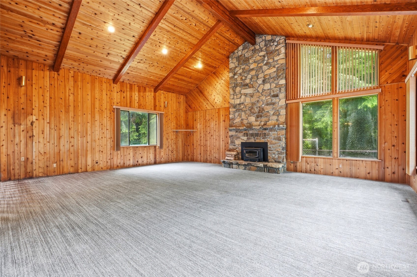1736 State Route 101 Property Photo 8