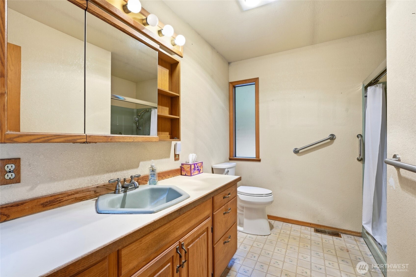 1736 State Route 101 Property Photo 15
