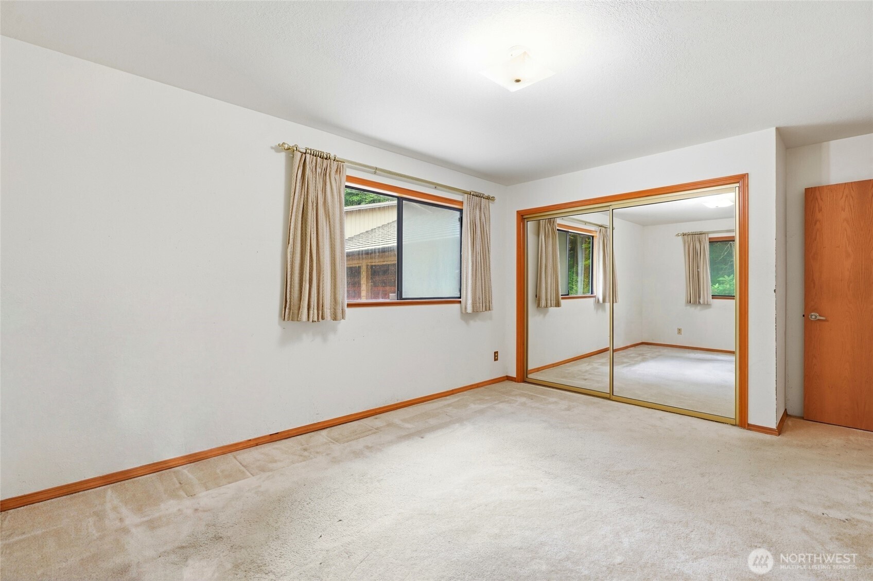 1736 State Route 101 Property Photo 17