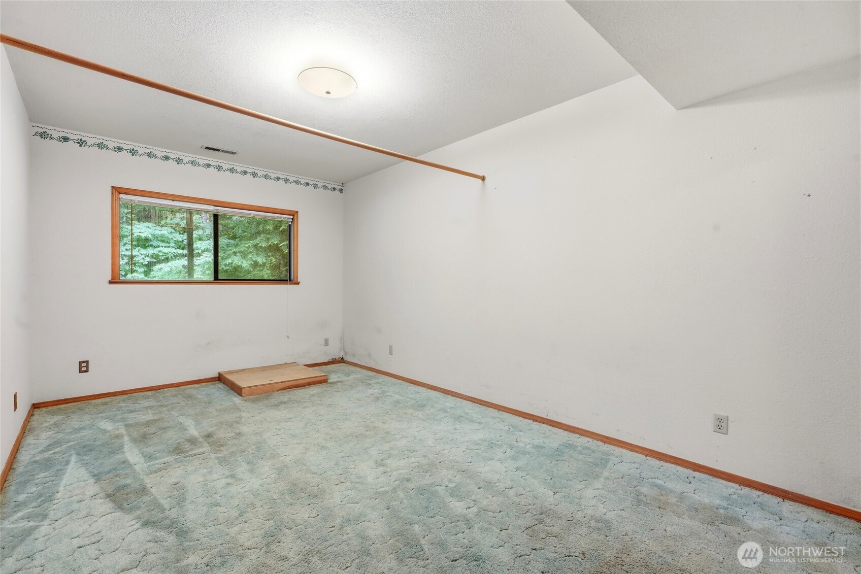 1736 State Route 101 Property Photo 29