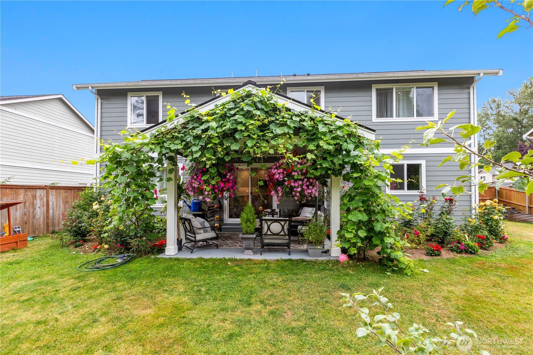 8254 Breeze Loop Property Photo 33