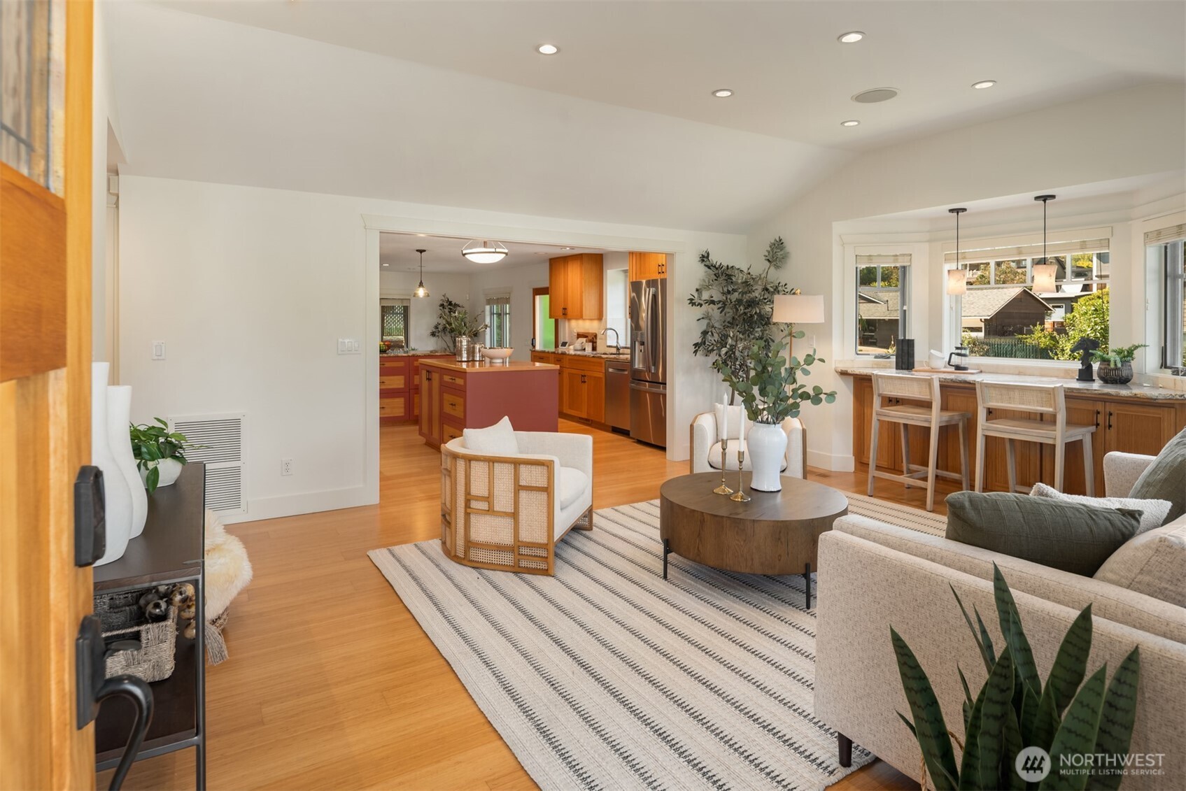 821 4th Street Property Photo 4