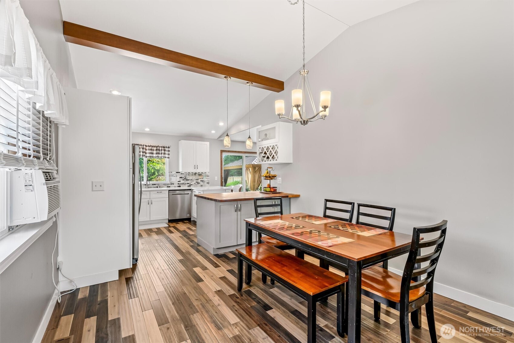 17046 158th Place Property Photo 5