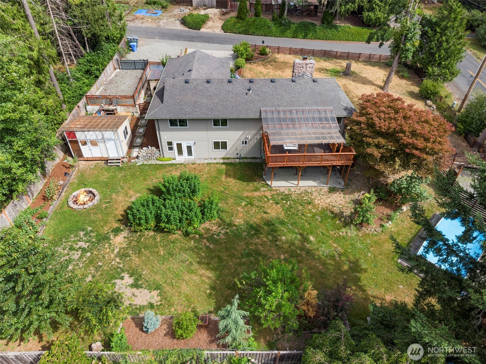 9320 31 Street Property Photo 36