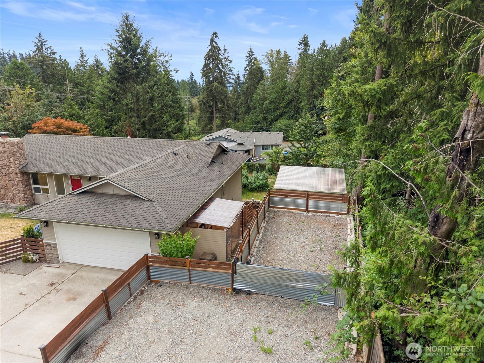 9320 31 Street Property Photo 37
