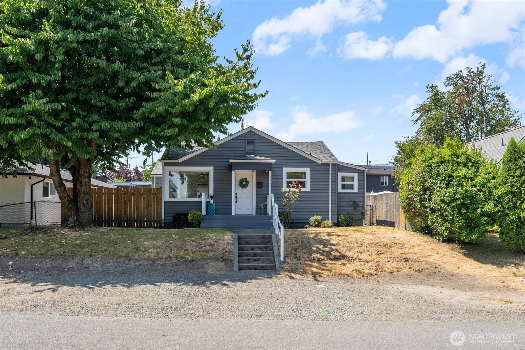 3344 S Sawyer Property Photo 2