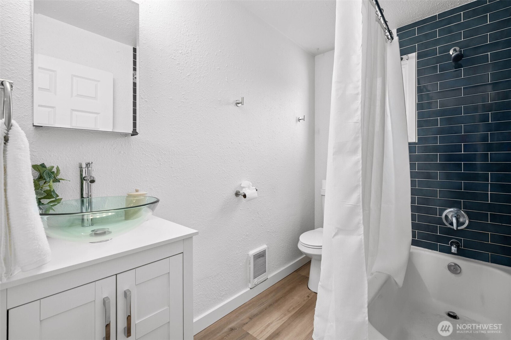 3344 S Sawyer Property Photo 23