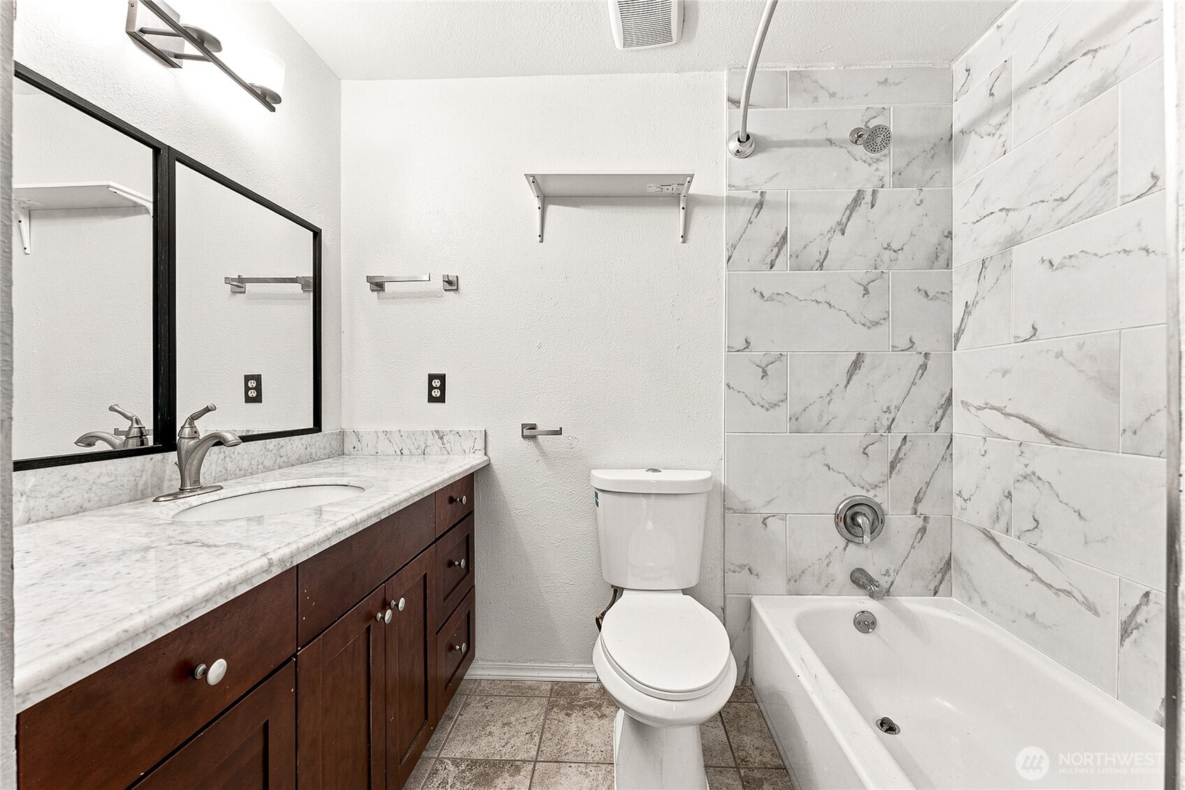 1040 S 320th Street 36 Property Photo 12