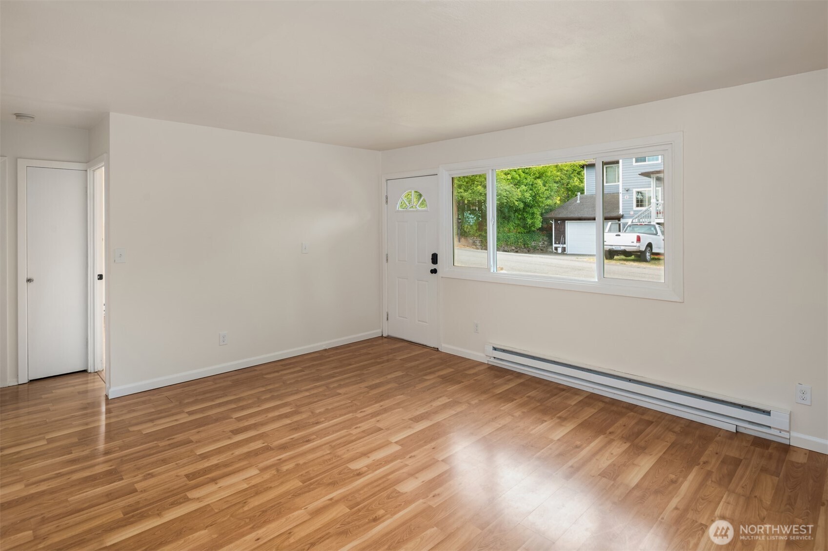 3010 S Andover Street Property Photo 6