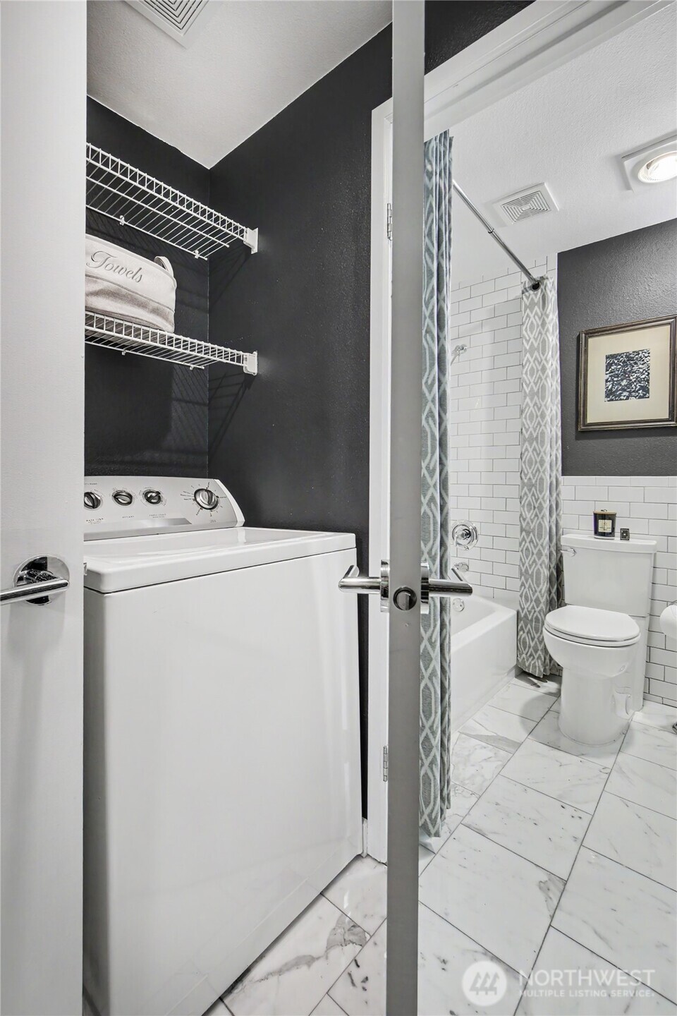 908 Hiawatha Place B Property Photo 21
