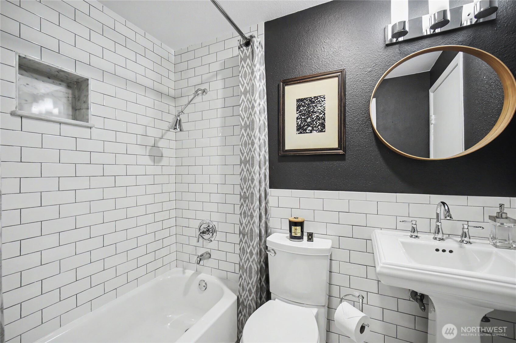 908 Hiawatha Place B Property Photo 24