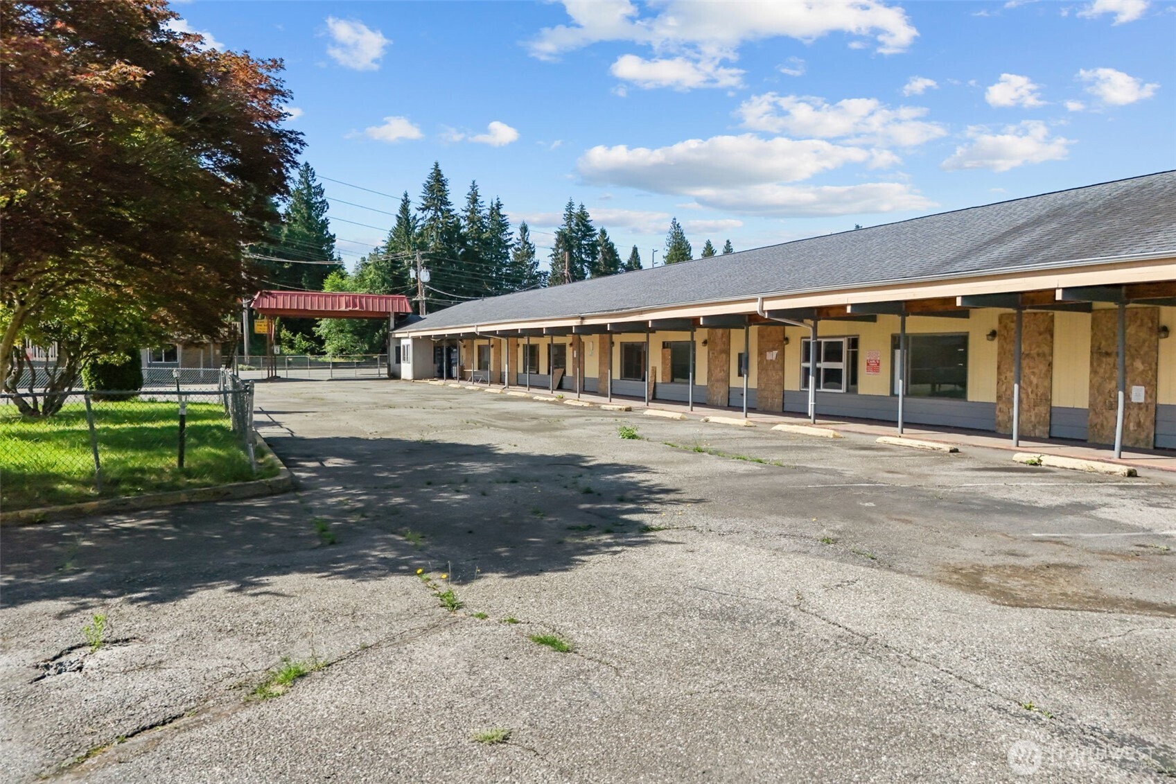 1862 State Route 20 Property Photo 16