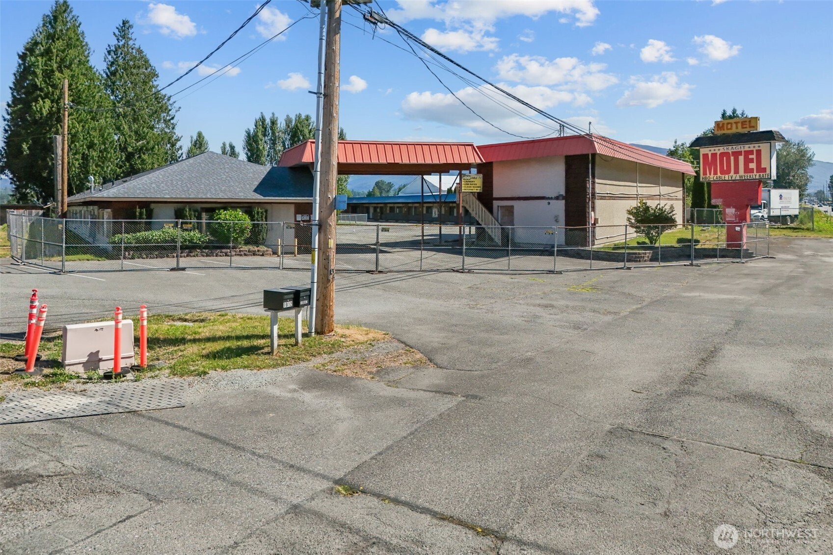 1862 State Route 20 Property Photo 24