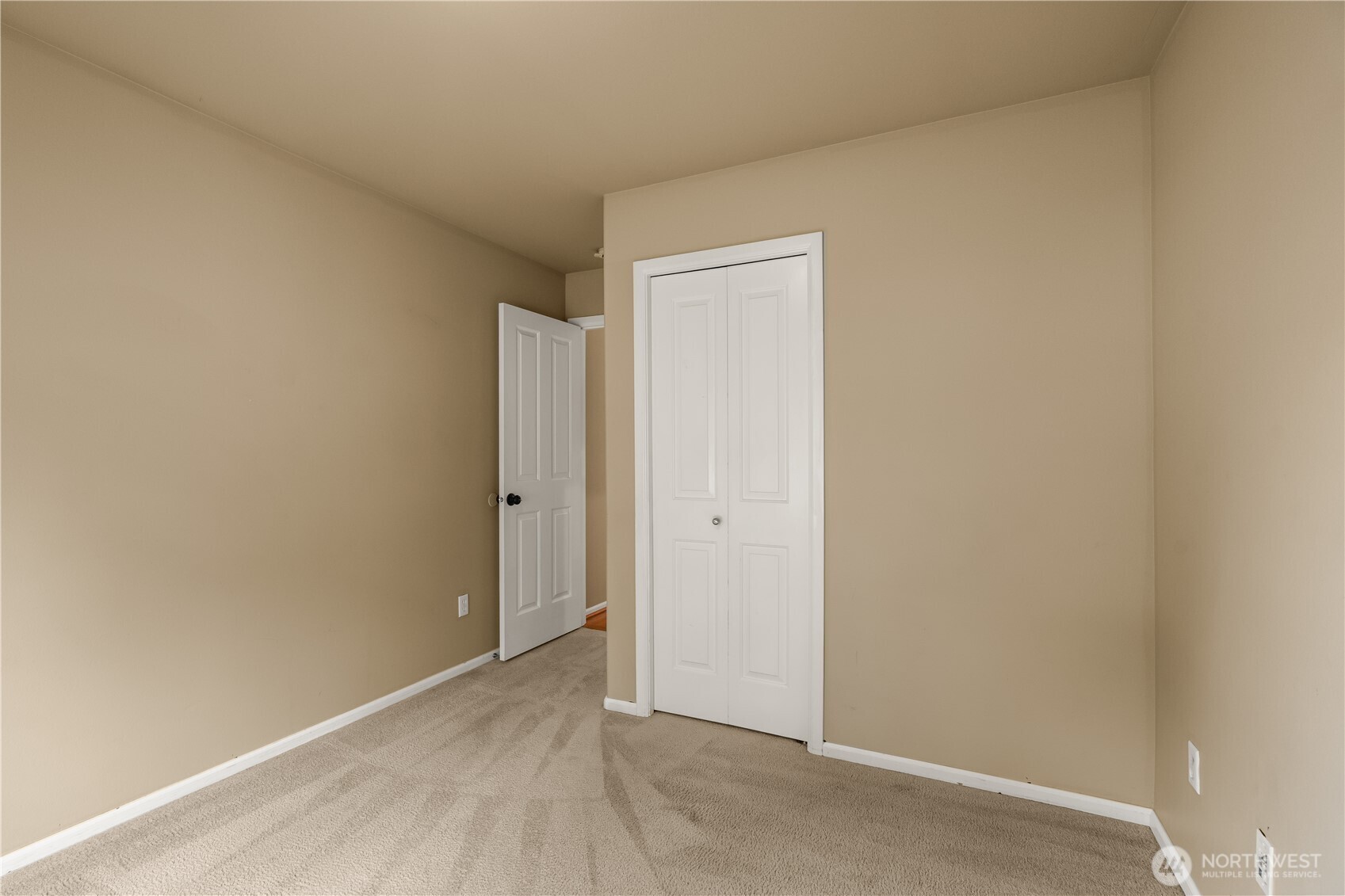 3857 Tribute Circle Property Photo 24