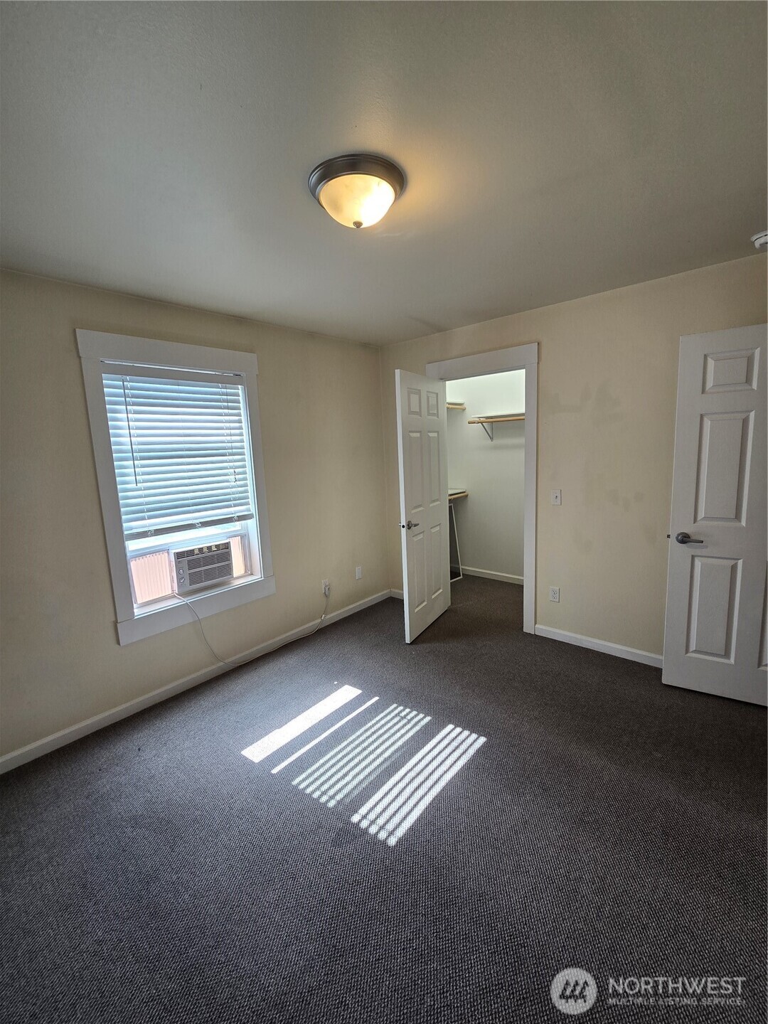 1402 Juniper Street Property Photo 15