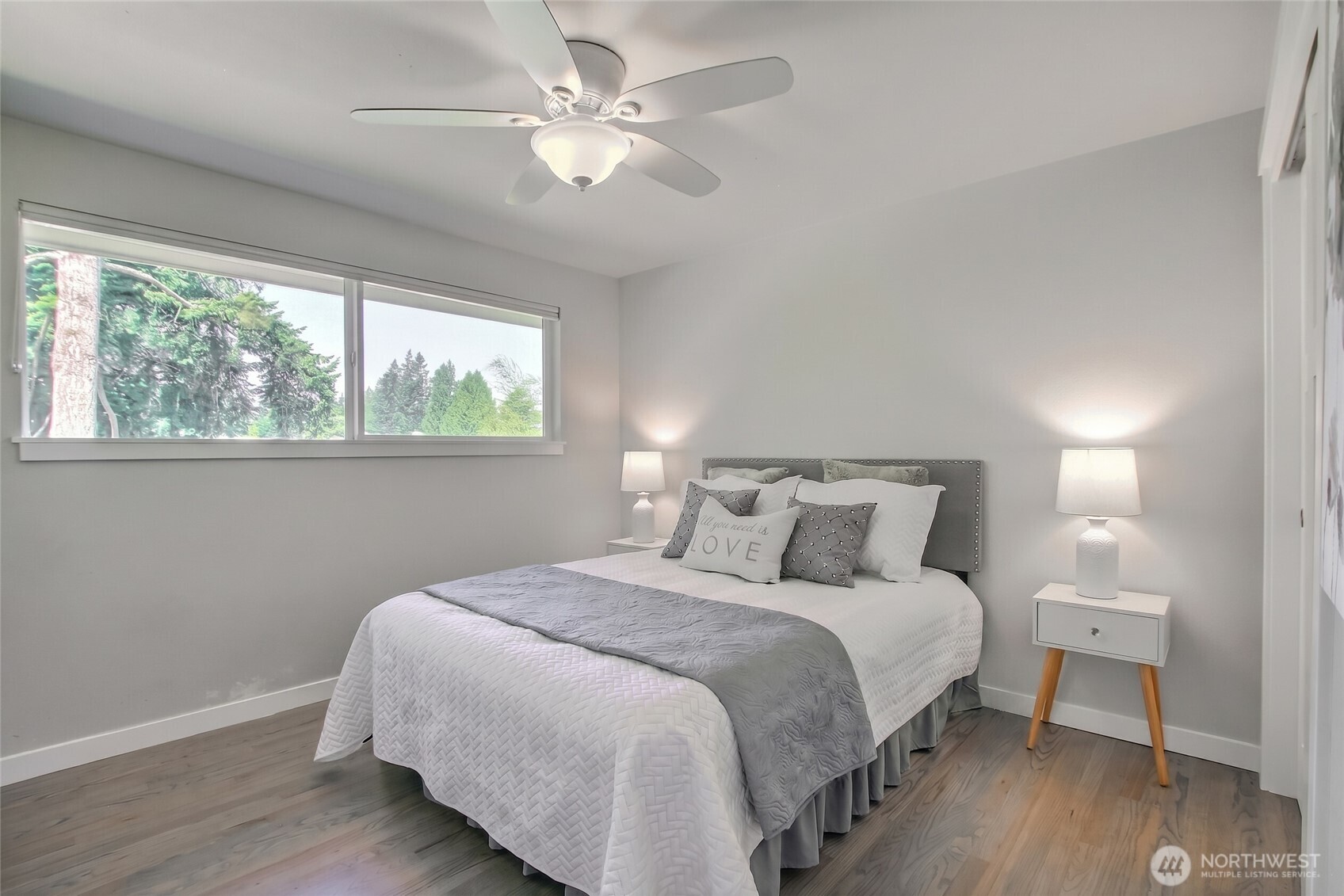 2025 Edmonds Avenue Property Photo 16