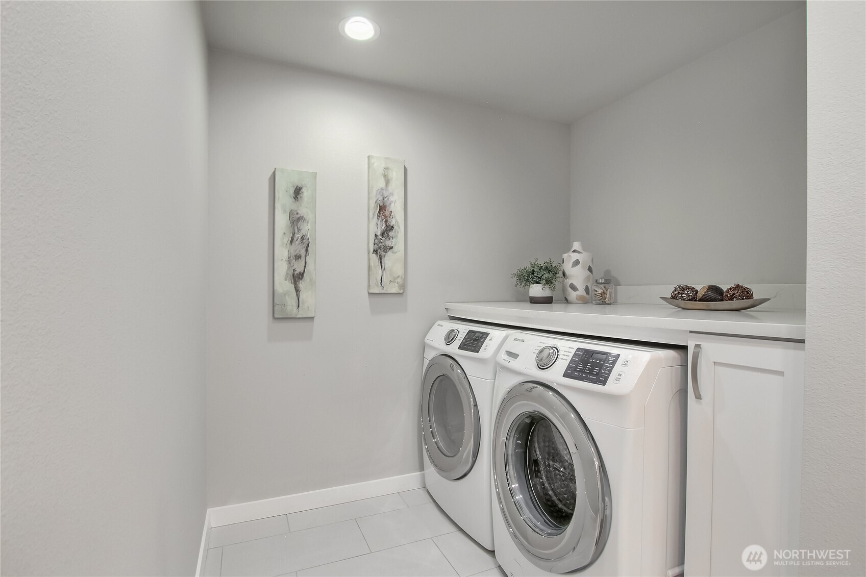 2025 Edmonds Avenue Property Photo 26