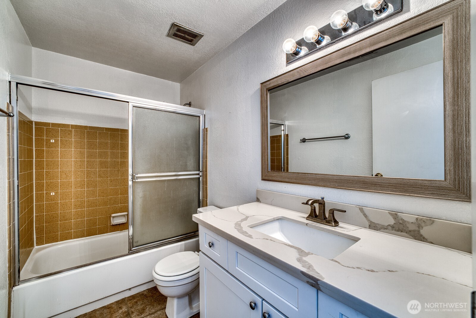17303 Spanaway Loop Road 3 Property Photo 11