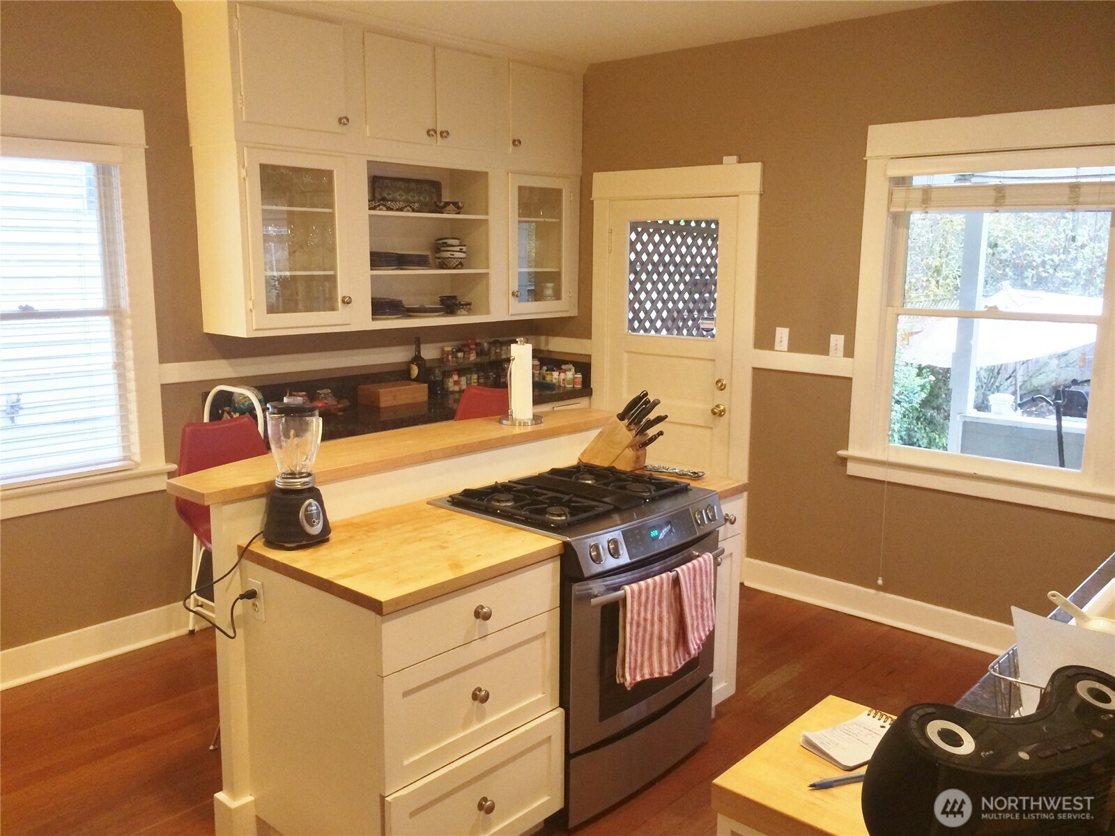 4412 2nd Avenue Property Photo 10