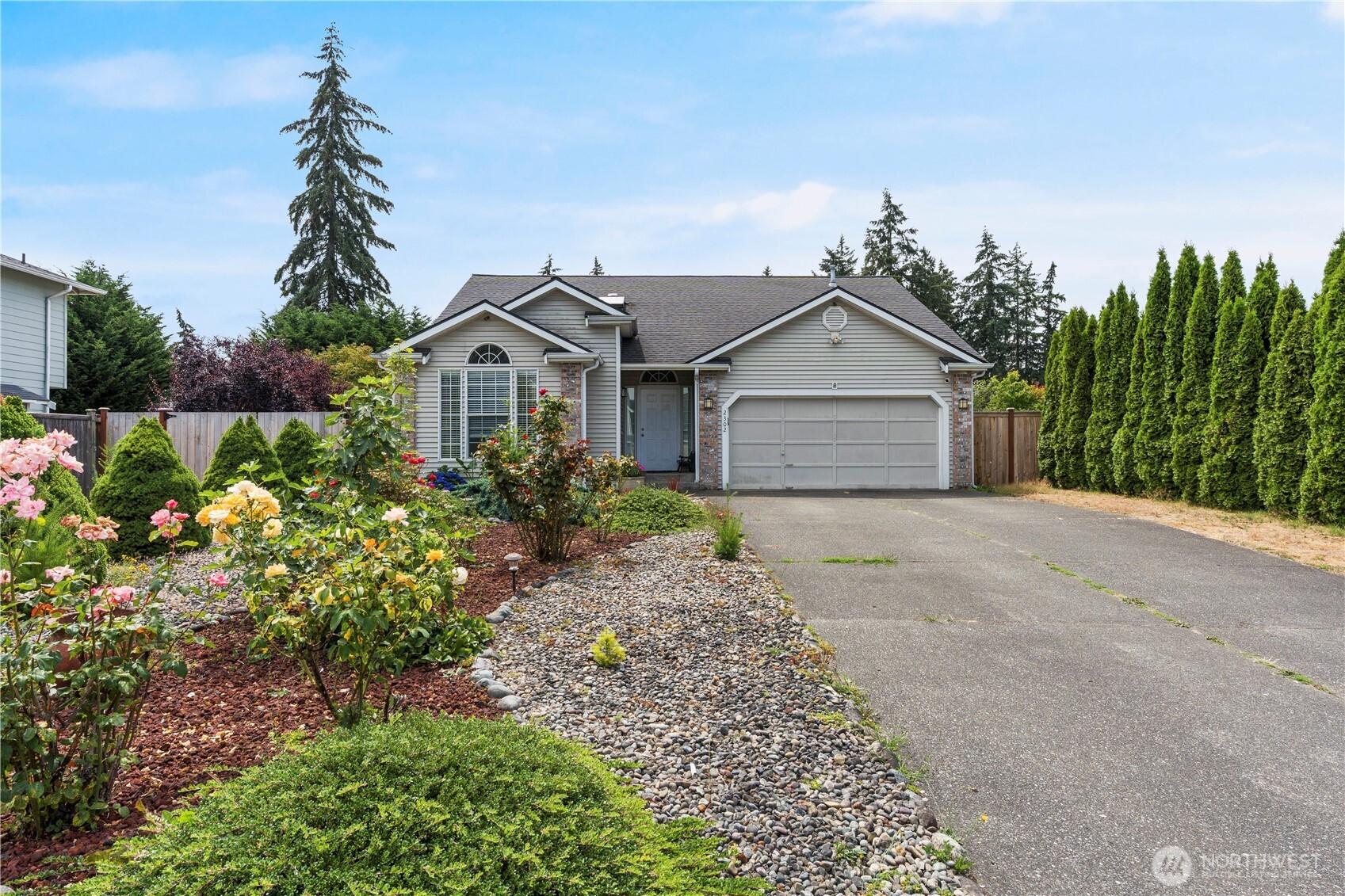 2302 148th Street Property Photo 1