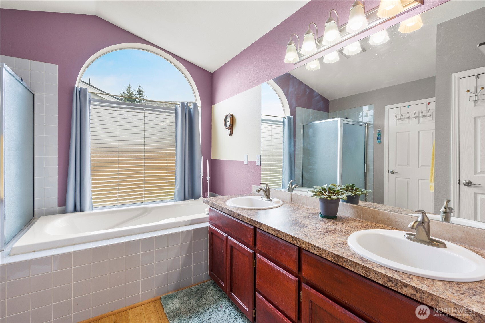 2302 148th Street Property Photo 12