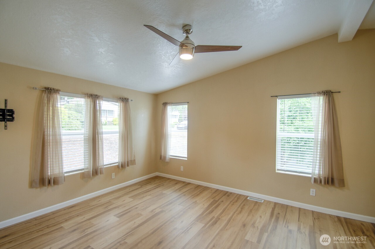 1205 Marion Street 22 Property Photo 12