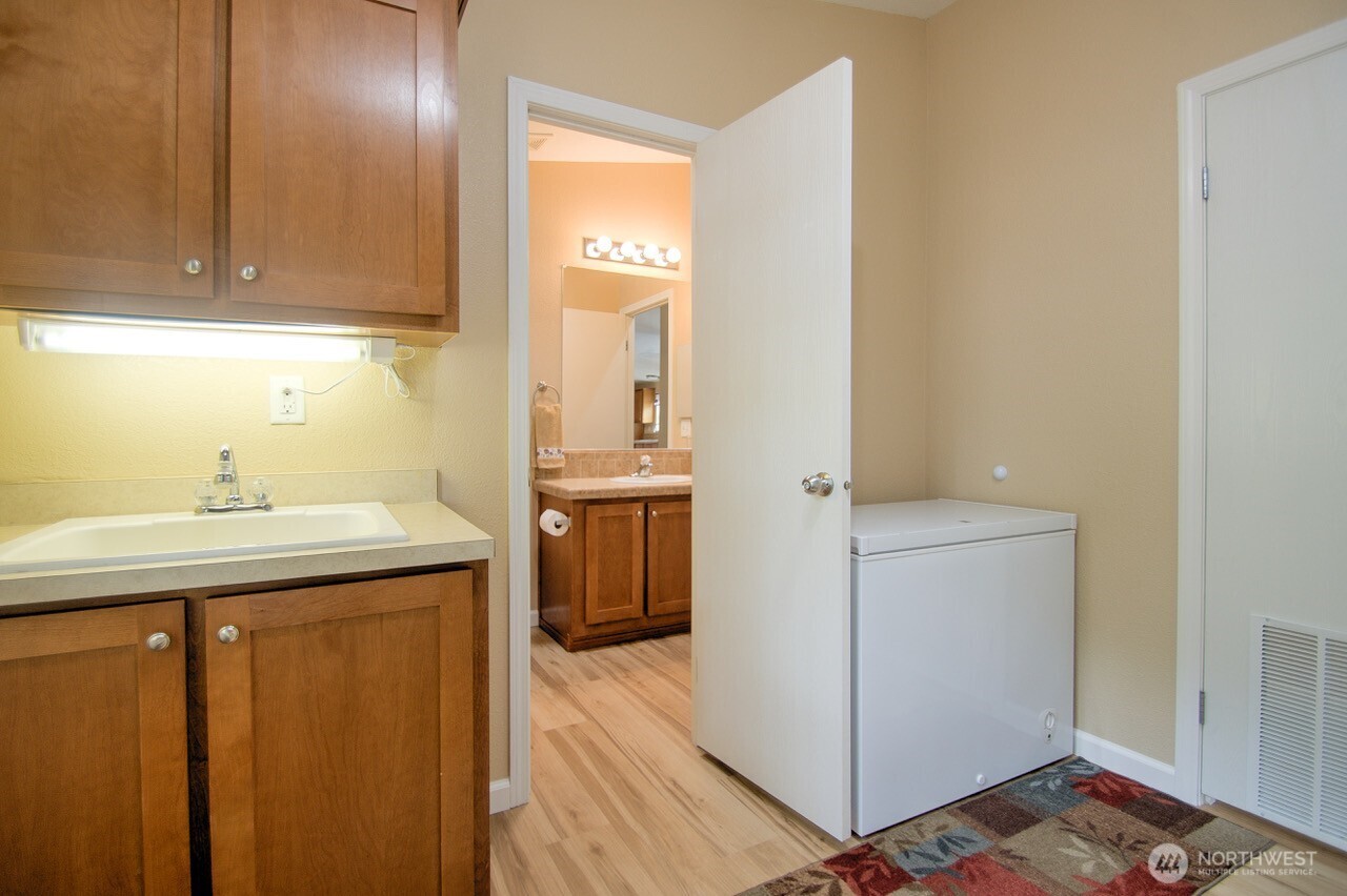 1205 Marion Street 22 Property Photo 18