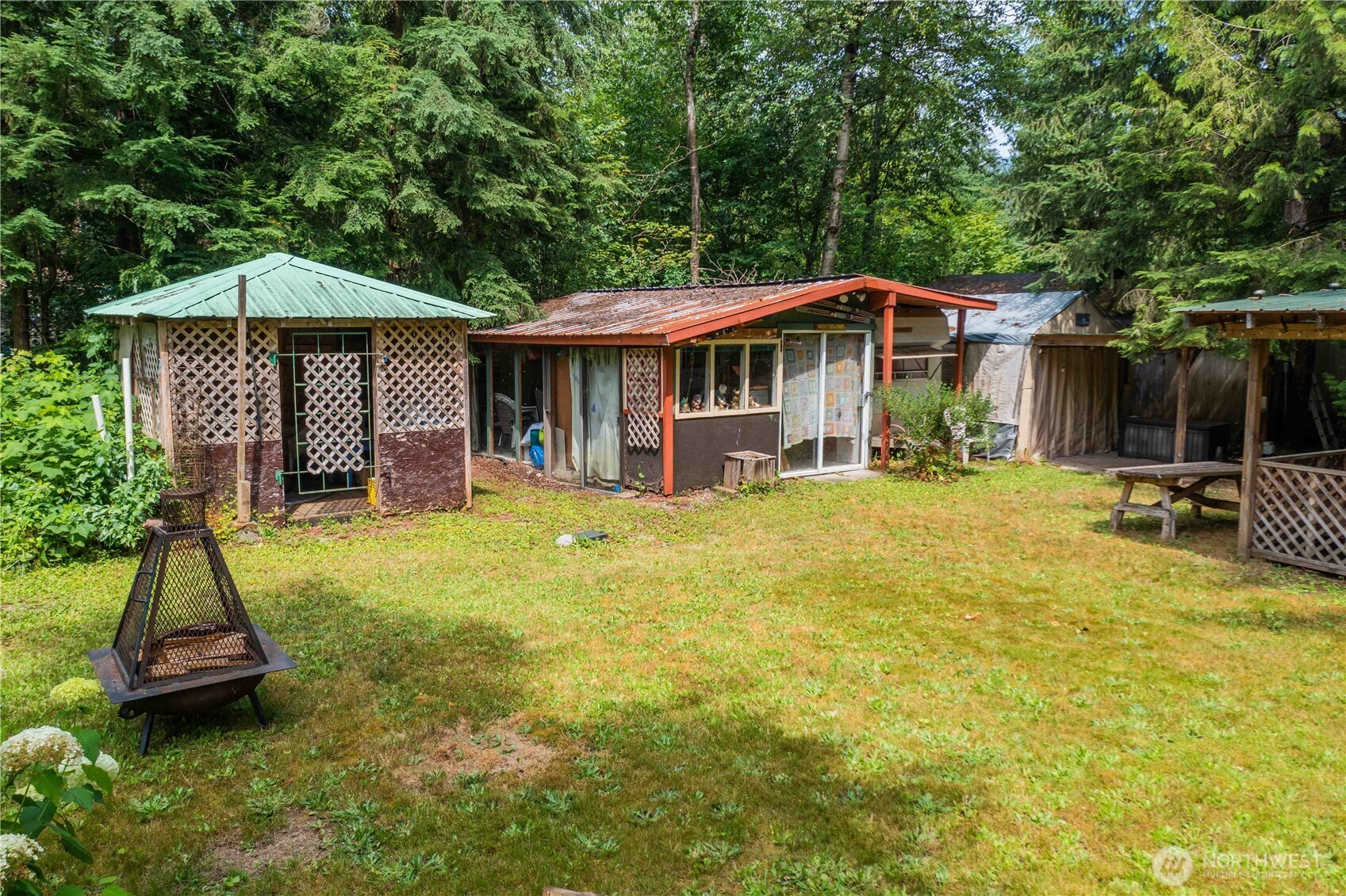 6196 Olive Way Property Photo 7