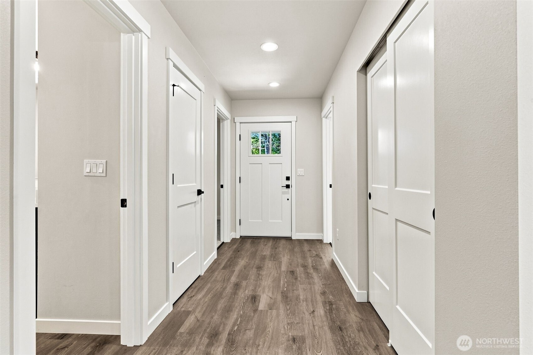 18042 Highland Court Property Photo 4