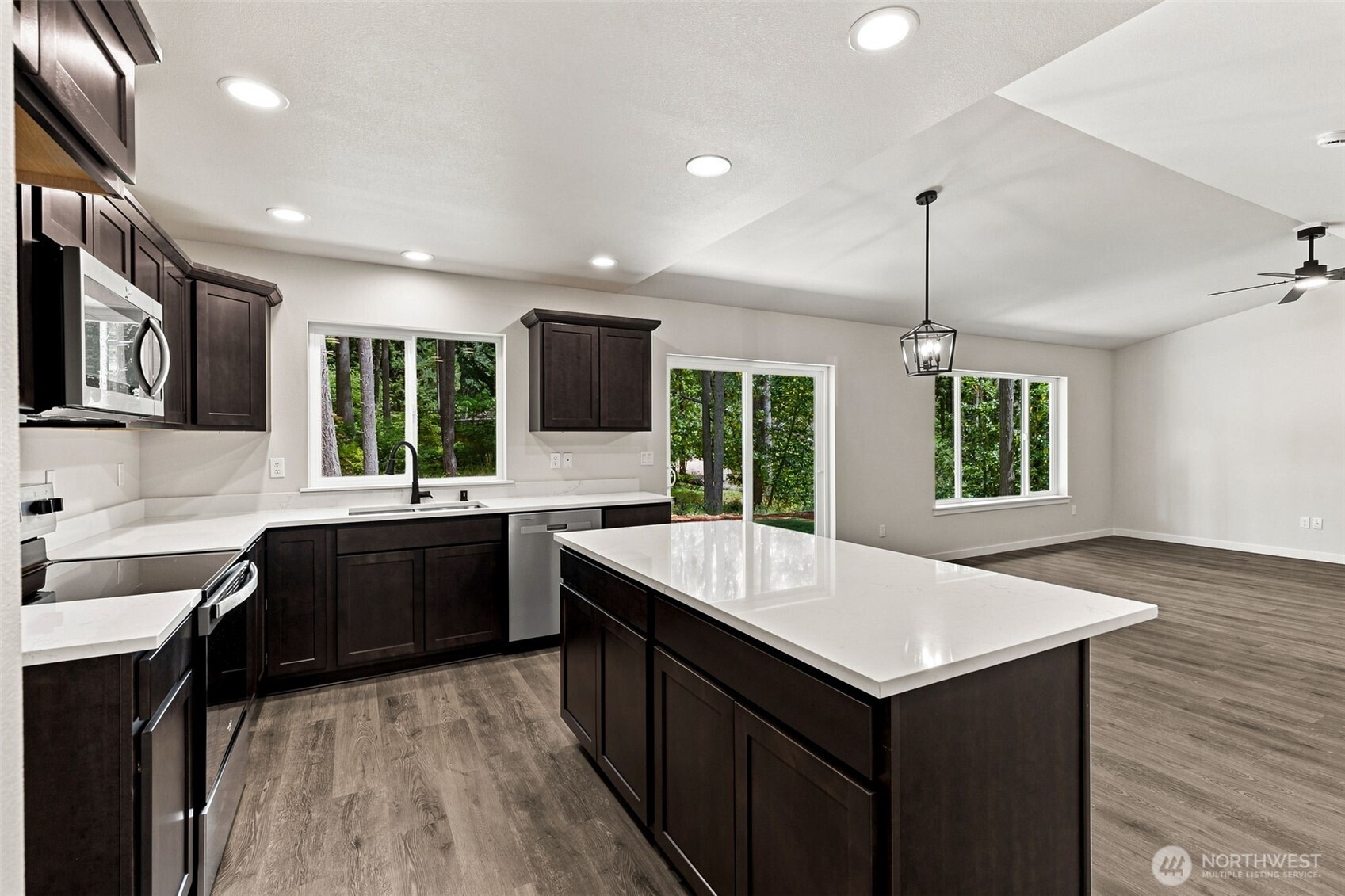 18042 Highland Court Property Photo 15
