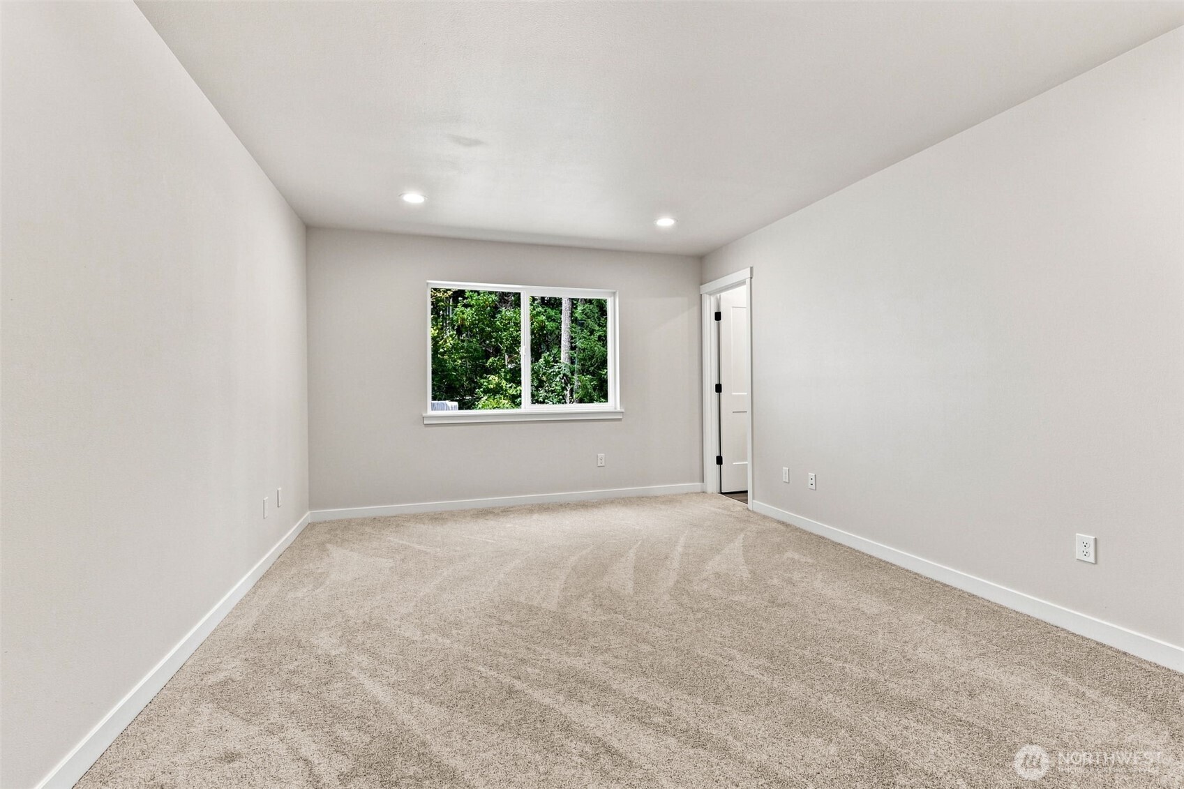 18042 Highland Court Property Photo 18
