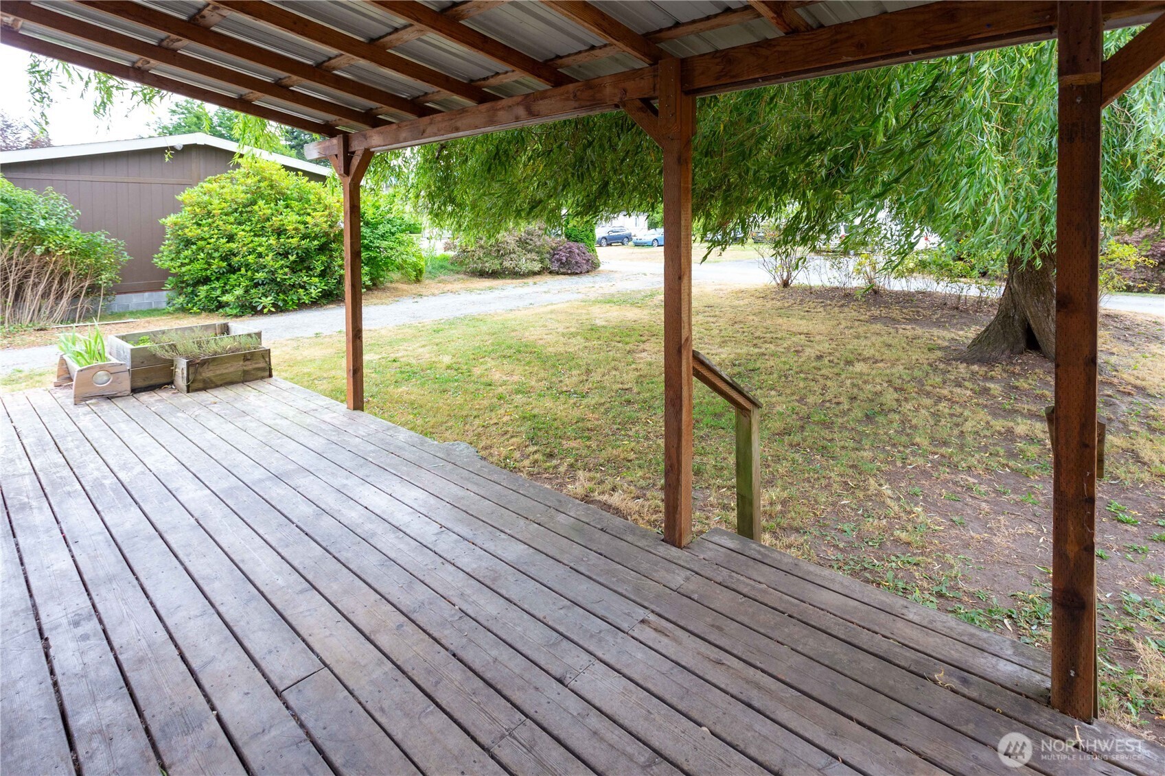 806 Pacific Street Property Photo 6