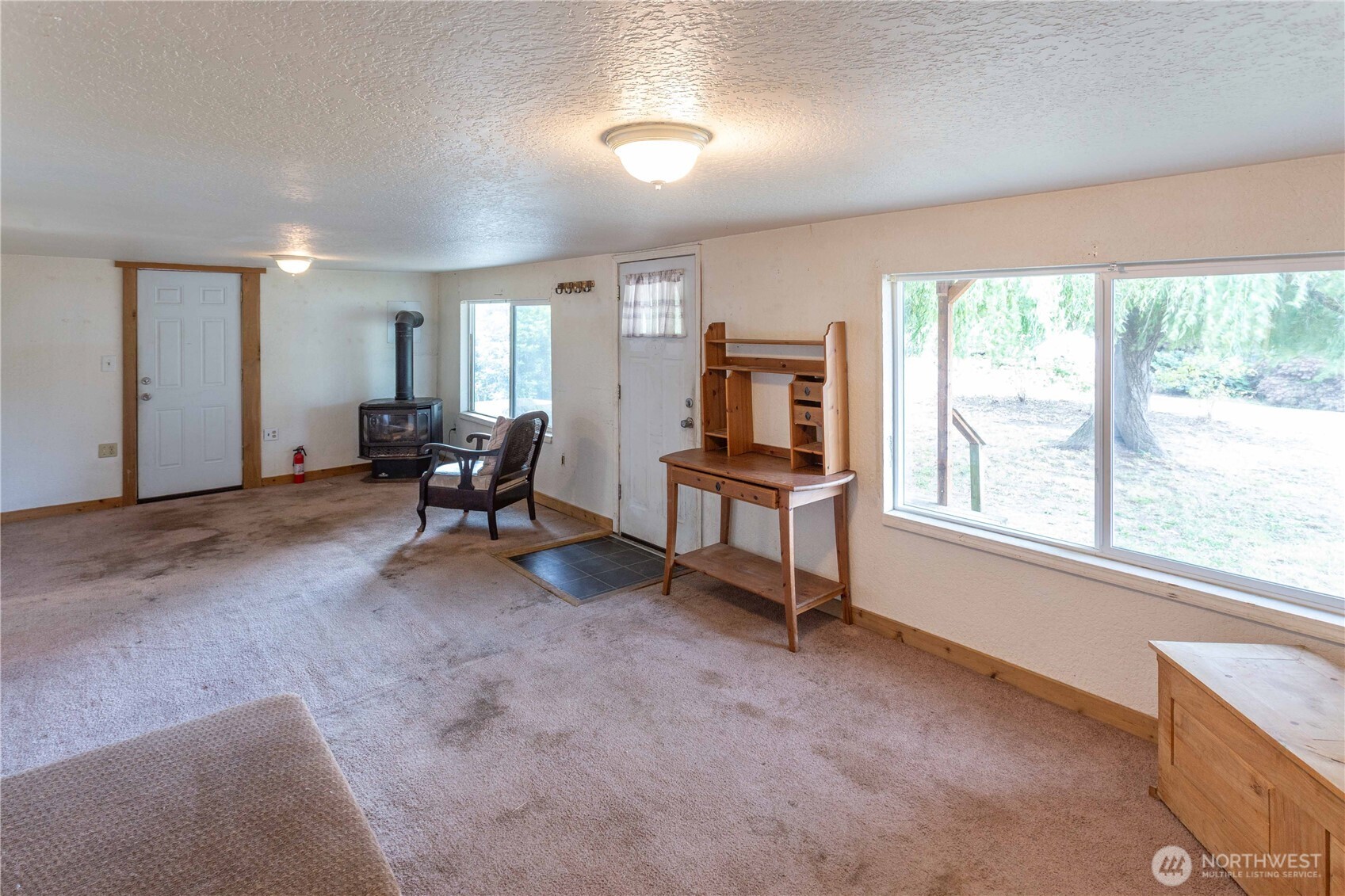 806 Pacific Street Property Photo 9