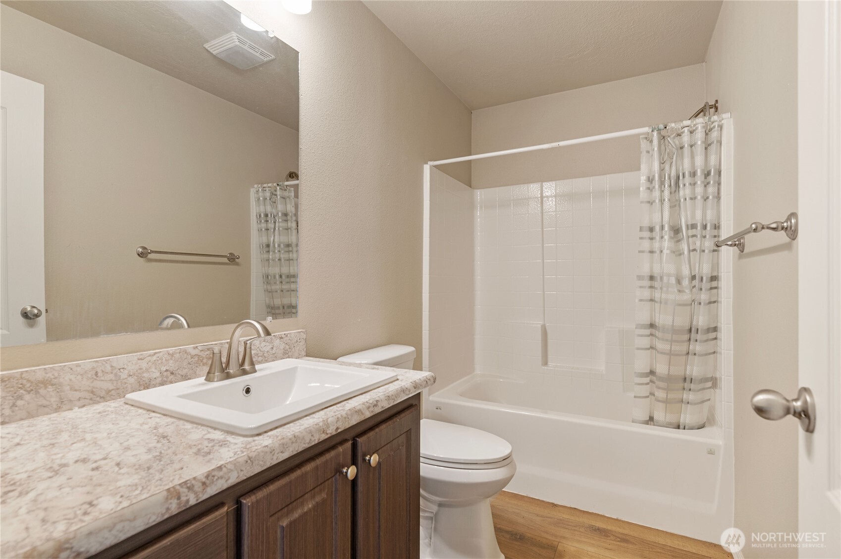 5219 5th Street Property Photo 18