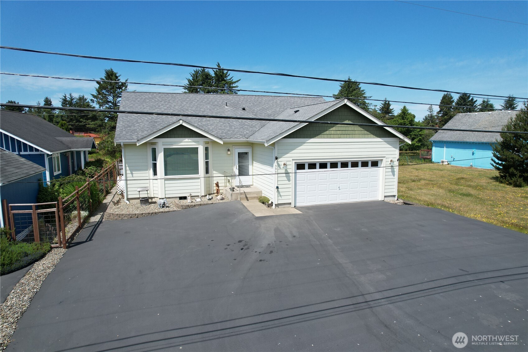 393 Canal Drive Property Photo 4