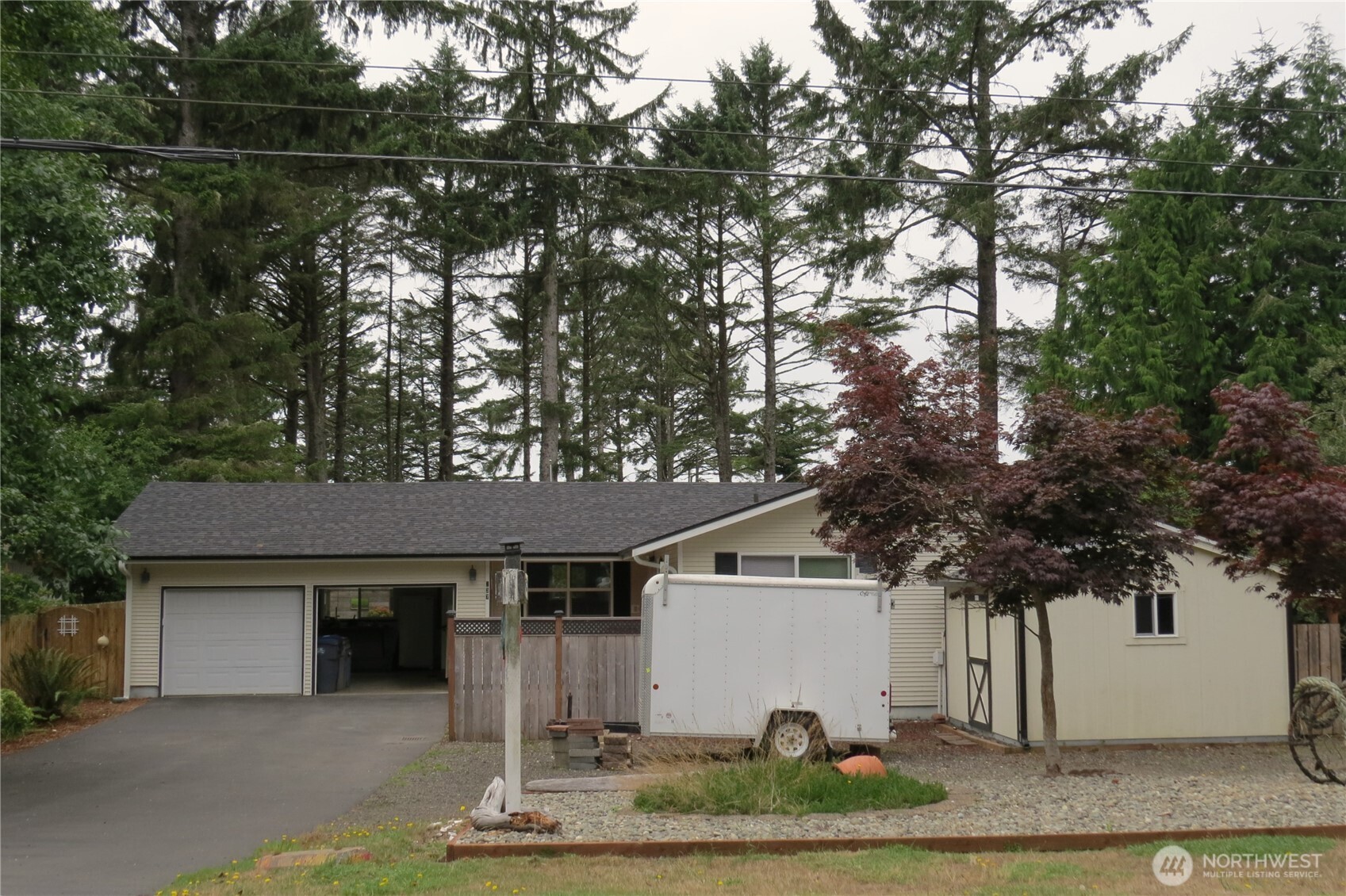 237 Dolphin Avenue Property Photo 1