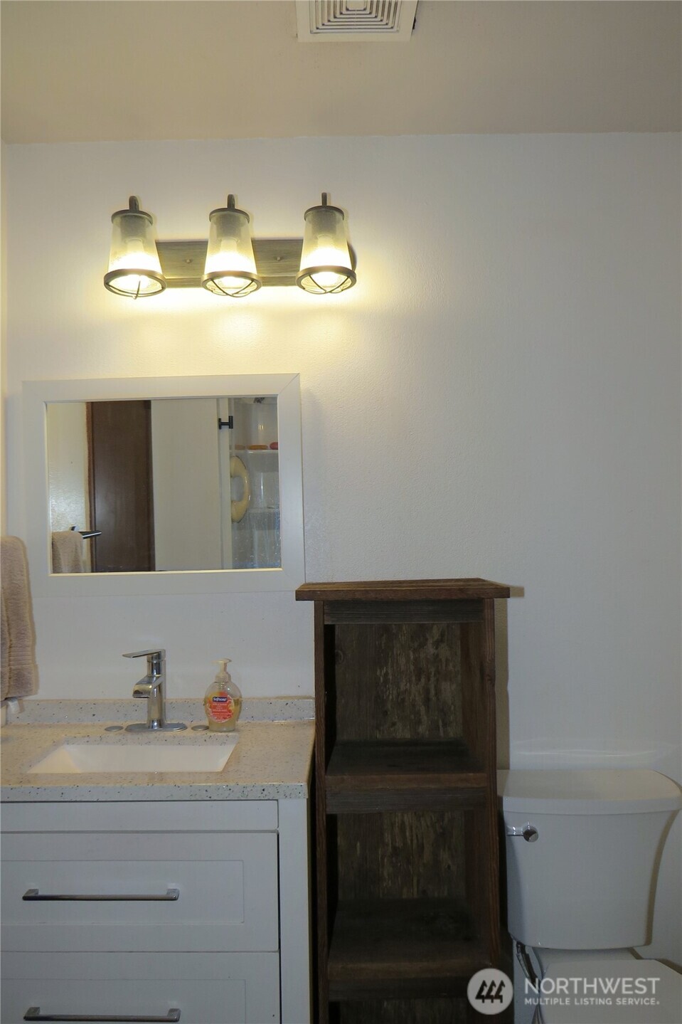237 Dolphin Avenue Property Photo 12