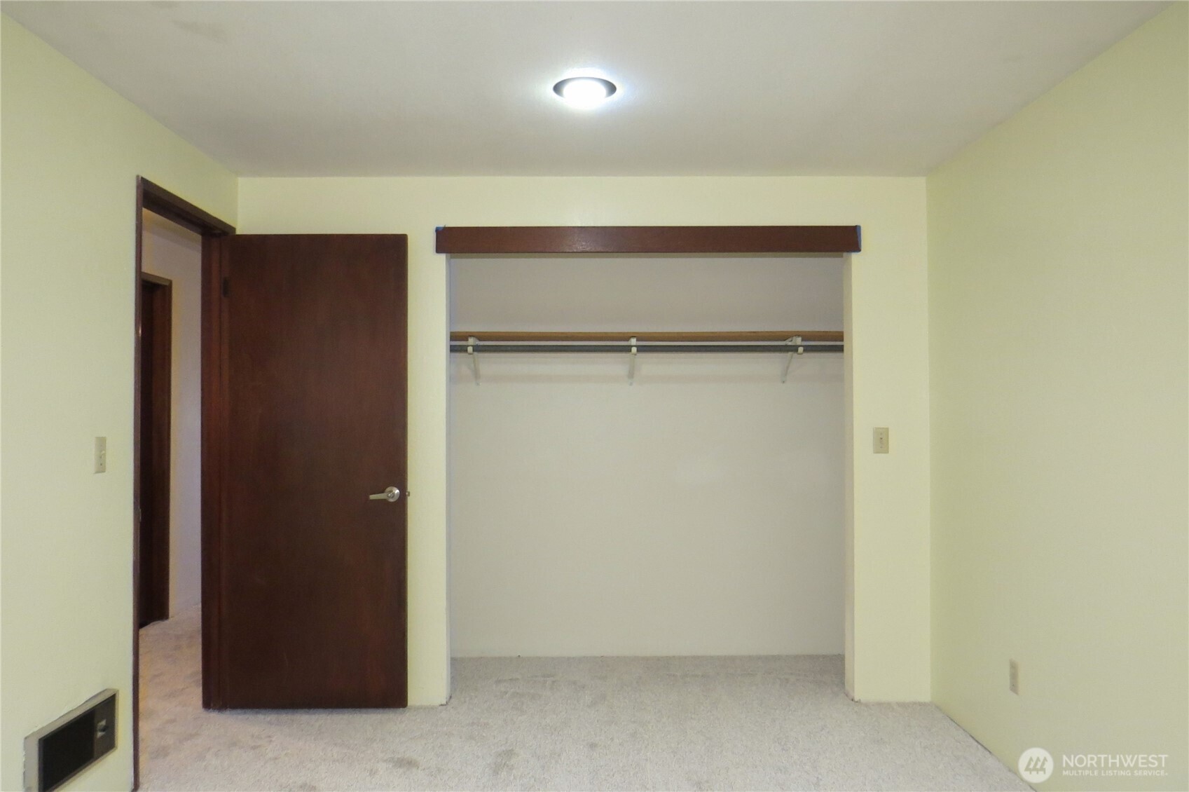 237 Dolphin Avenue Property Photo 15