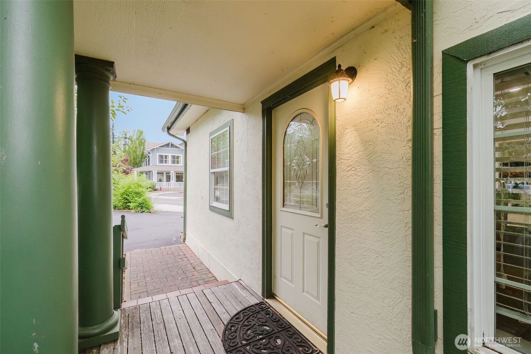 9234 Bay Shore Drive Property Photo 4