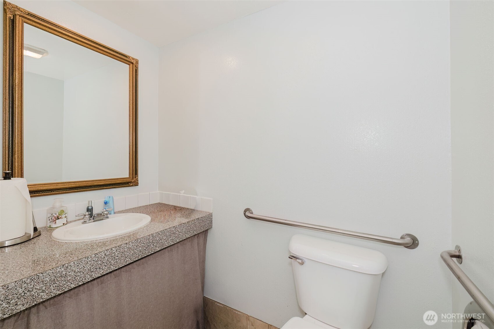 9234 Bay Shore Drive Property Photo 23