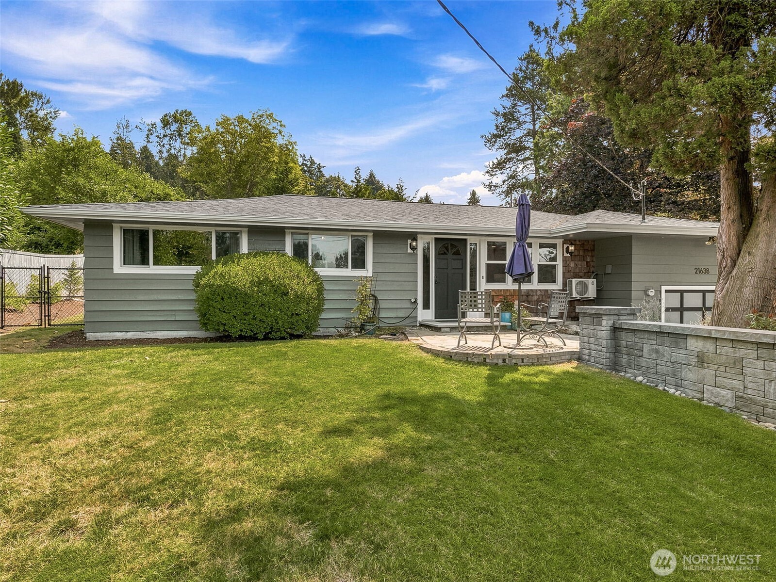 21638 94th Place Property Photo 1