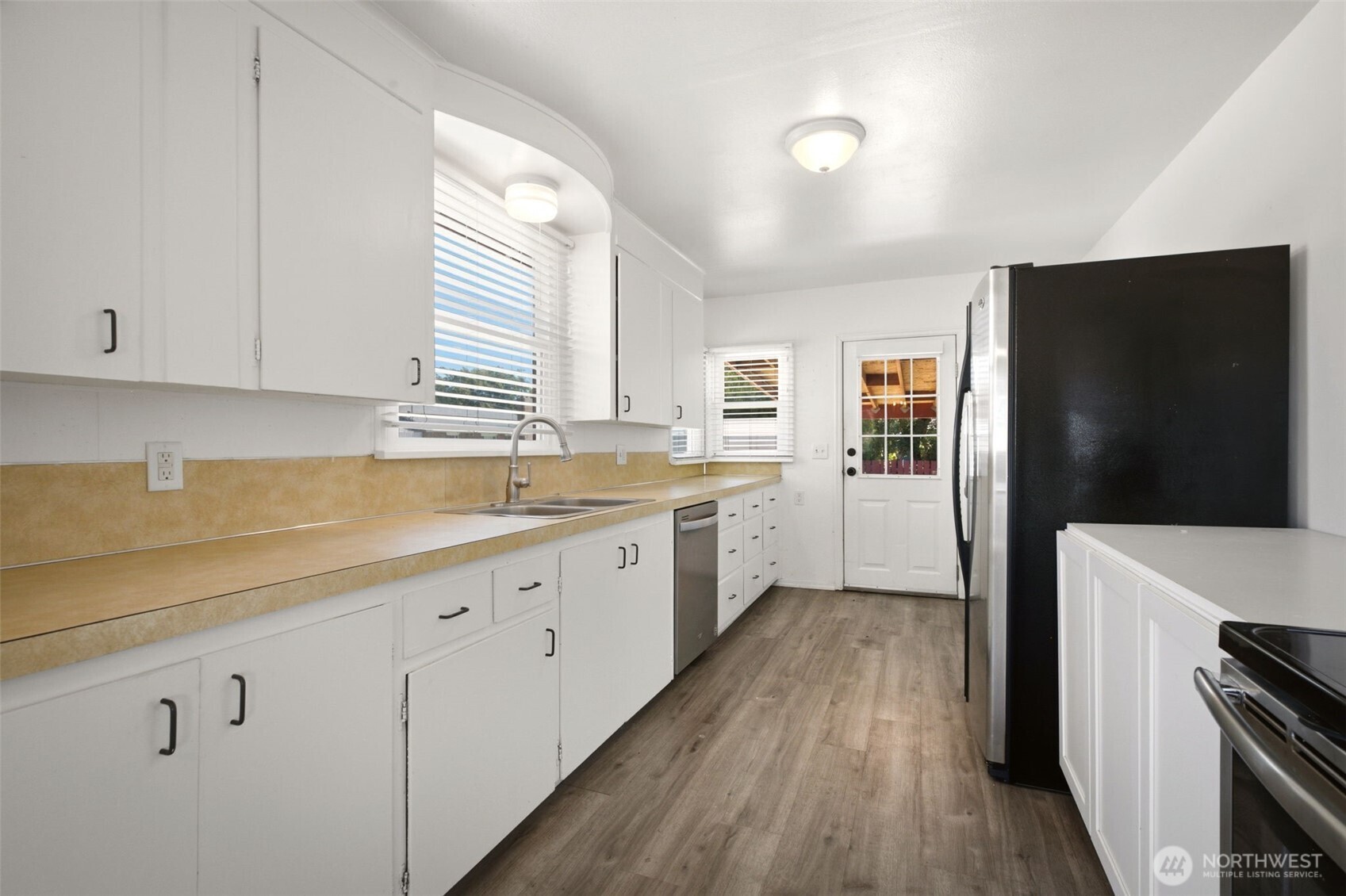 25 Shafer Avenue Property Photo 6