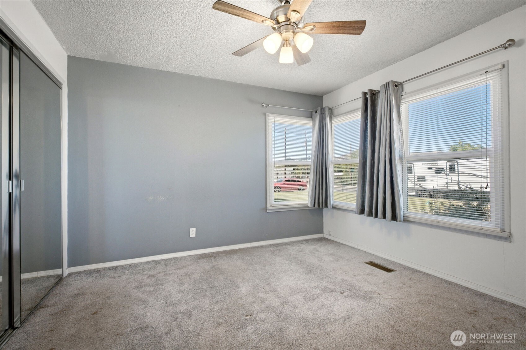 25 Shafer Avenue Property Photo 8