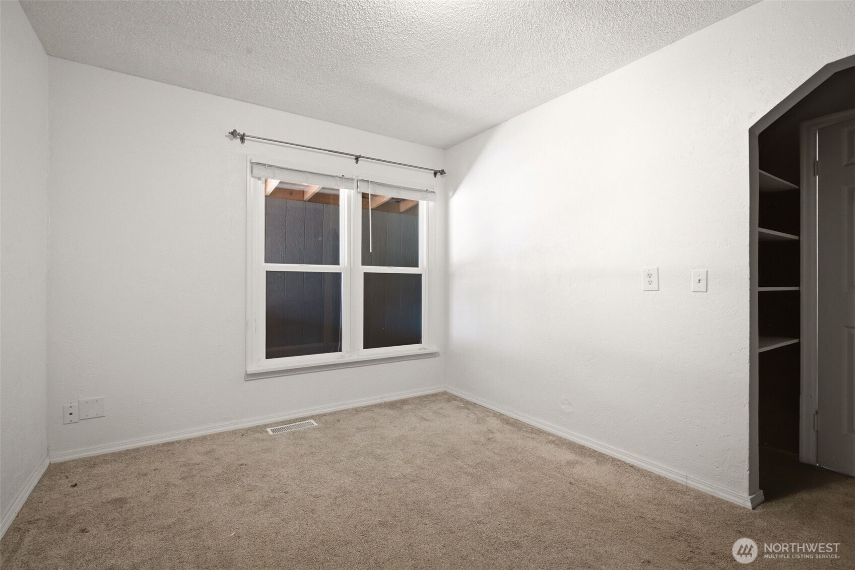 25 Shafer Avenue Property Photo 10