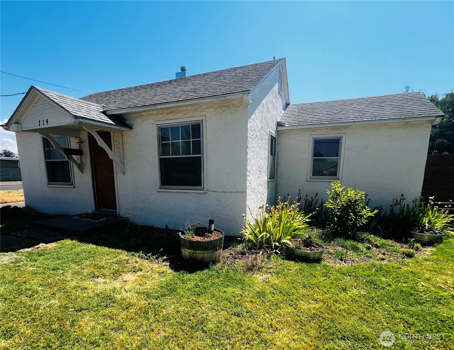 714 E Tietan Property Photo 2