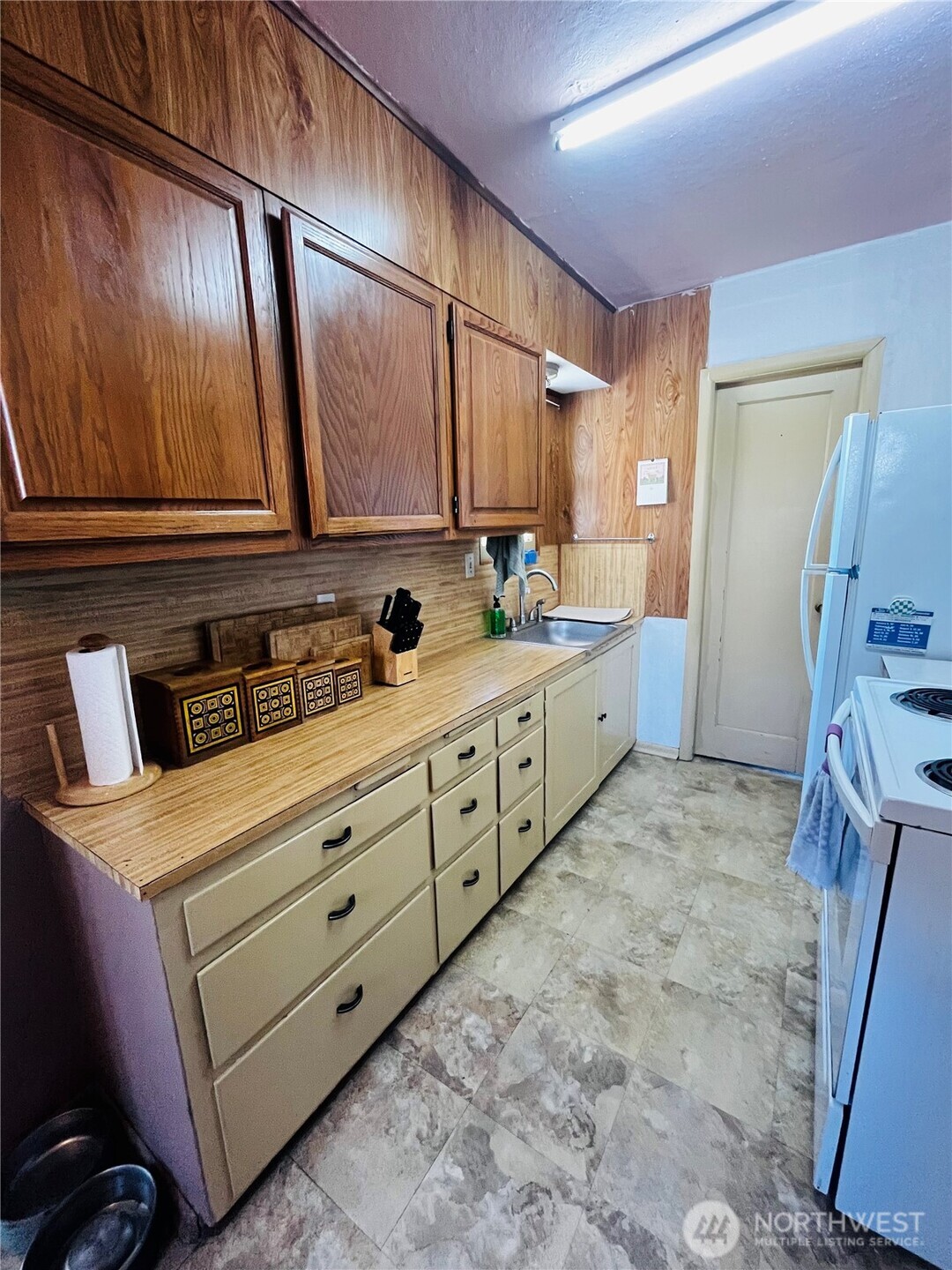 714 E Tietan Property Photo 6