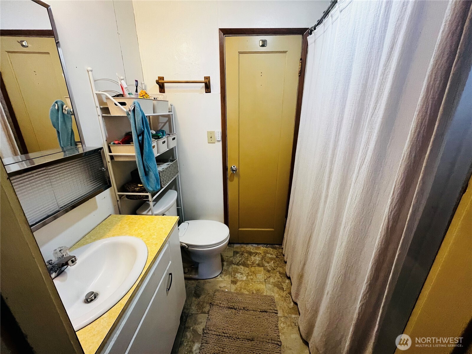 714 E Tietan Property Photo 11