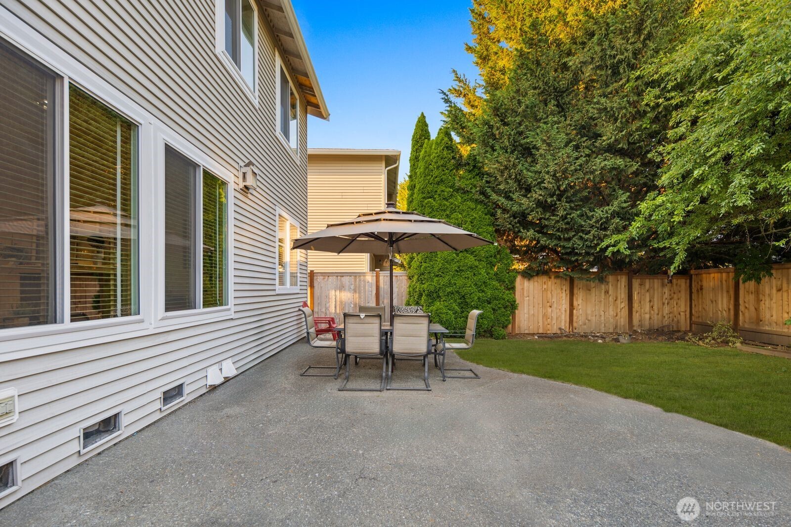 5844 Marshall Place Property Photo 32