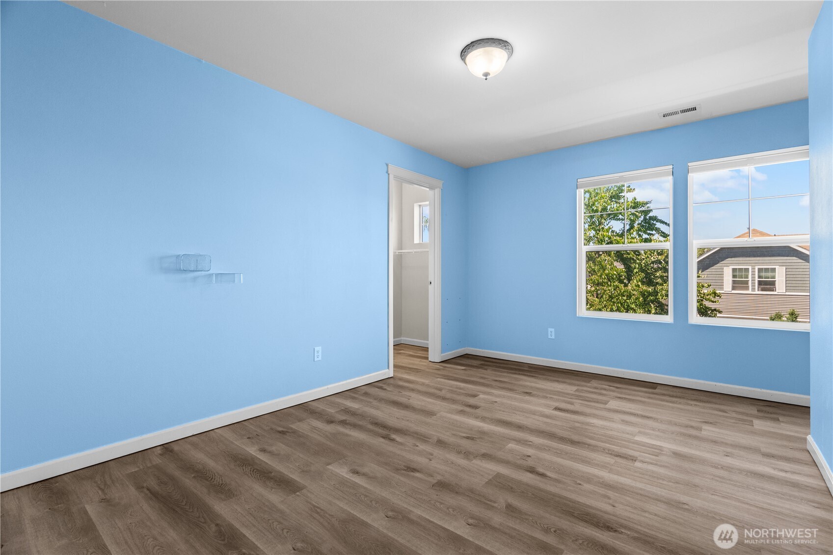 9520 187th Street Ct Property Photo 18